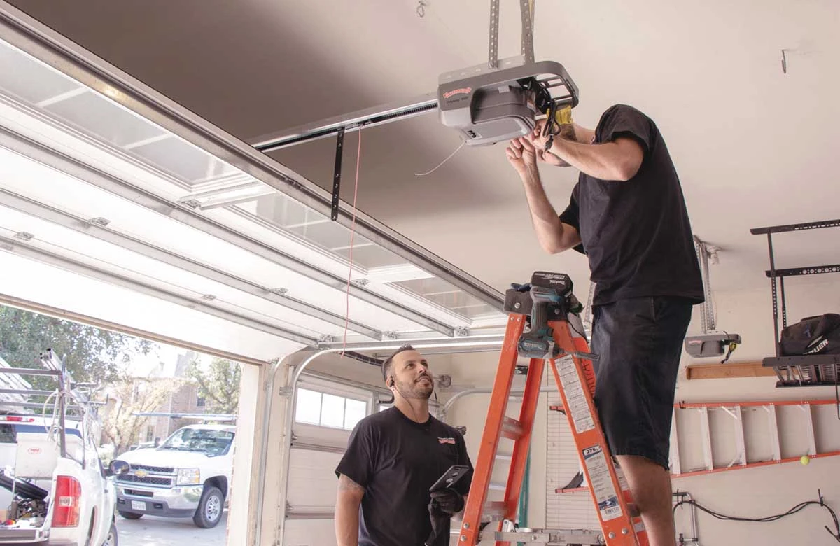 garage-door-repair-cost-in-pearland-tx