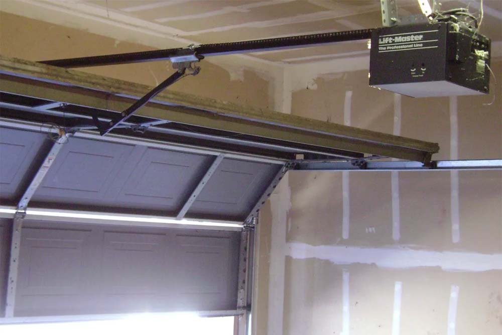 Pros and cons of belt and chain garage door openers