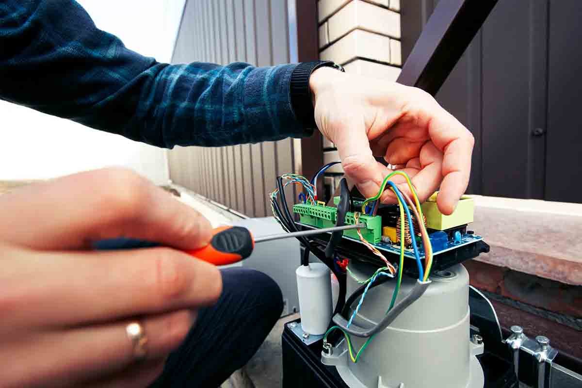 auto gate motor installation in pearland tx with free estimate