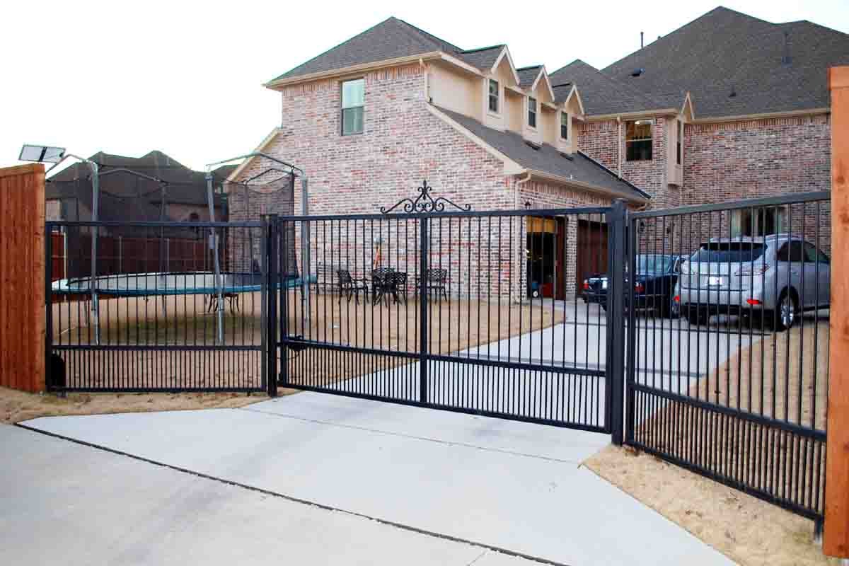 affordable fence gate repair services in pearland texas