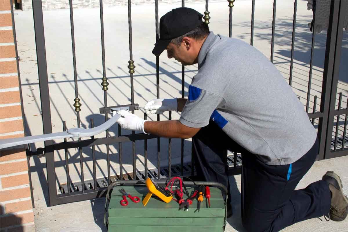 electric gate repair services in pearland texas